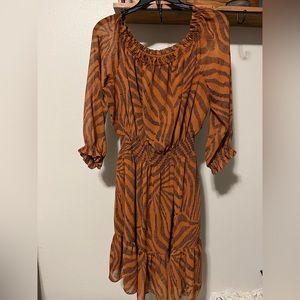 Bar lll Dress Smoke Orange, Ruffled, Animal Pattern Women Large size